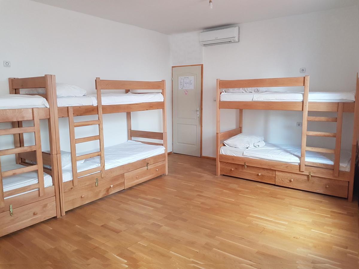 Hostel Timun (Adults Only) Novalja Exteriör bild